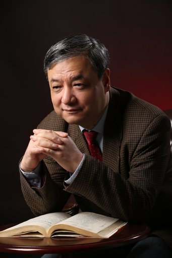 Portrait of Maosong Sun