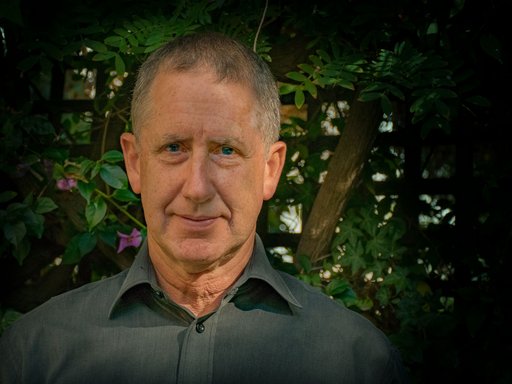 Portrait of Yoav Shoham